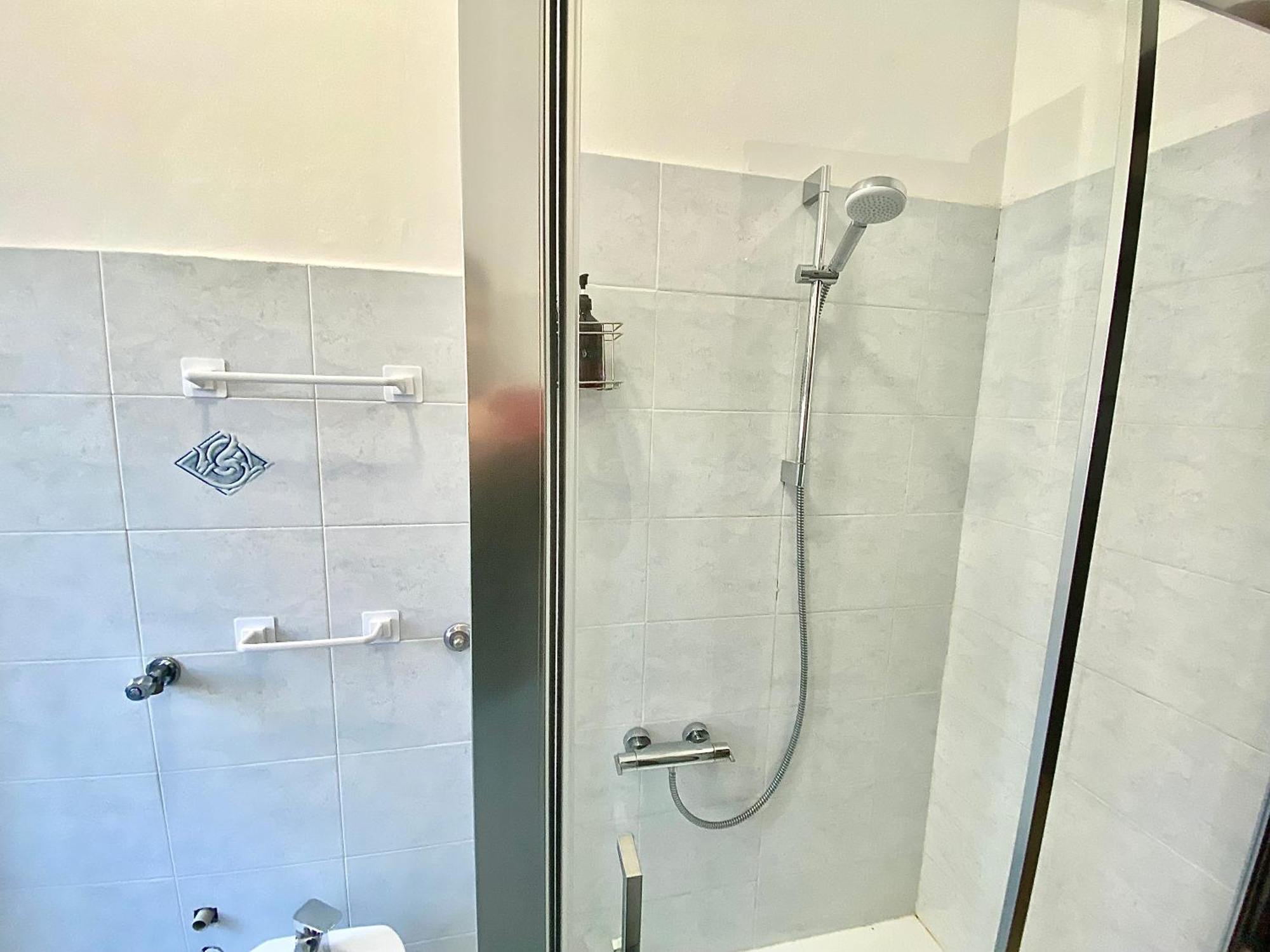 Ferienwohnung Navigli Style, Tra Metropolitana Famagosta, Comfort E Modernita Mailand Exterior foto