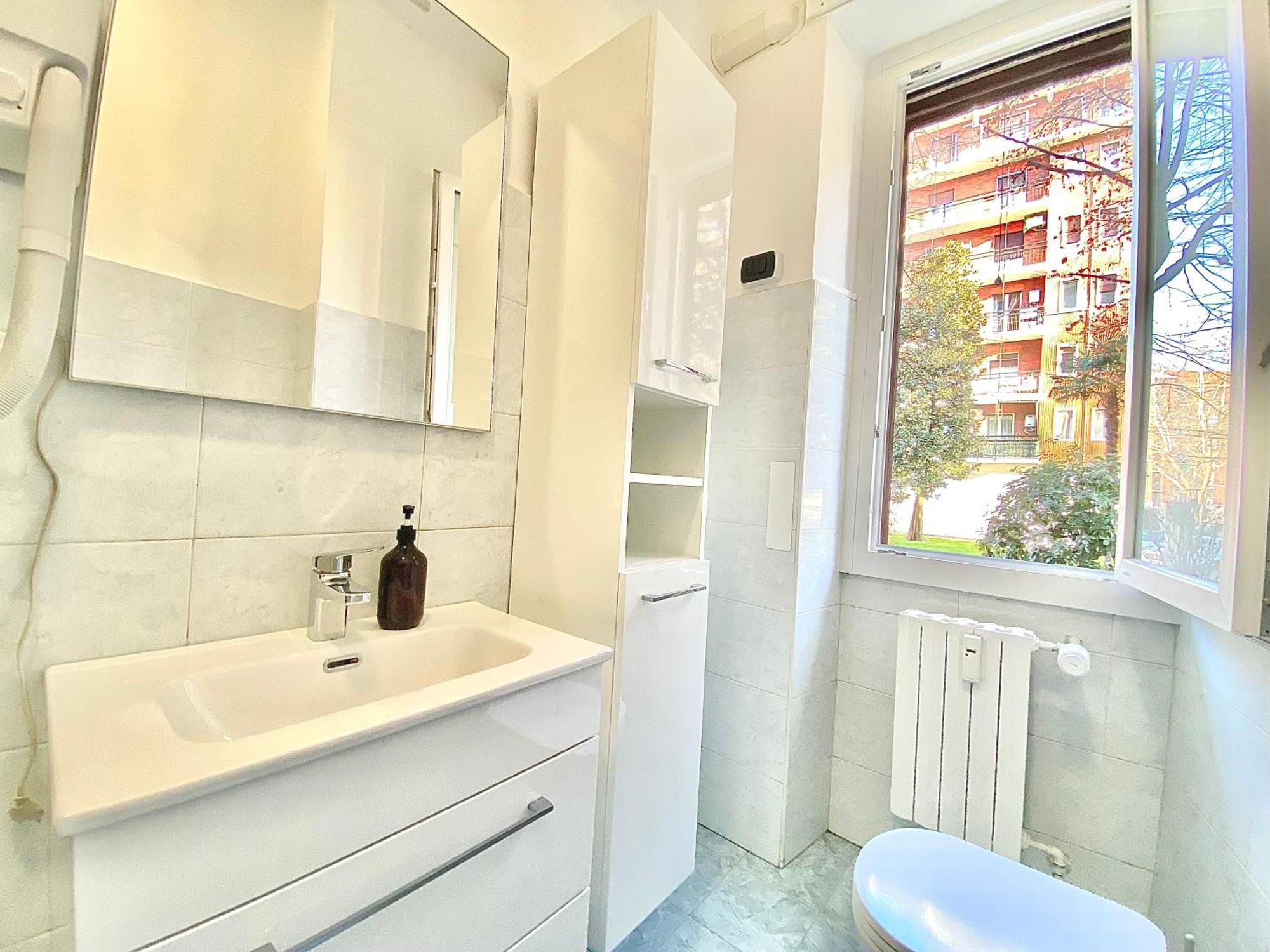 Ferienwohnung Navigli Style, Tra Metropolitana Famagosta, Comfort E Modernita Mailand Exterior foto