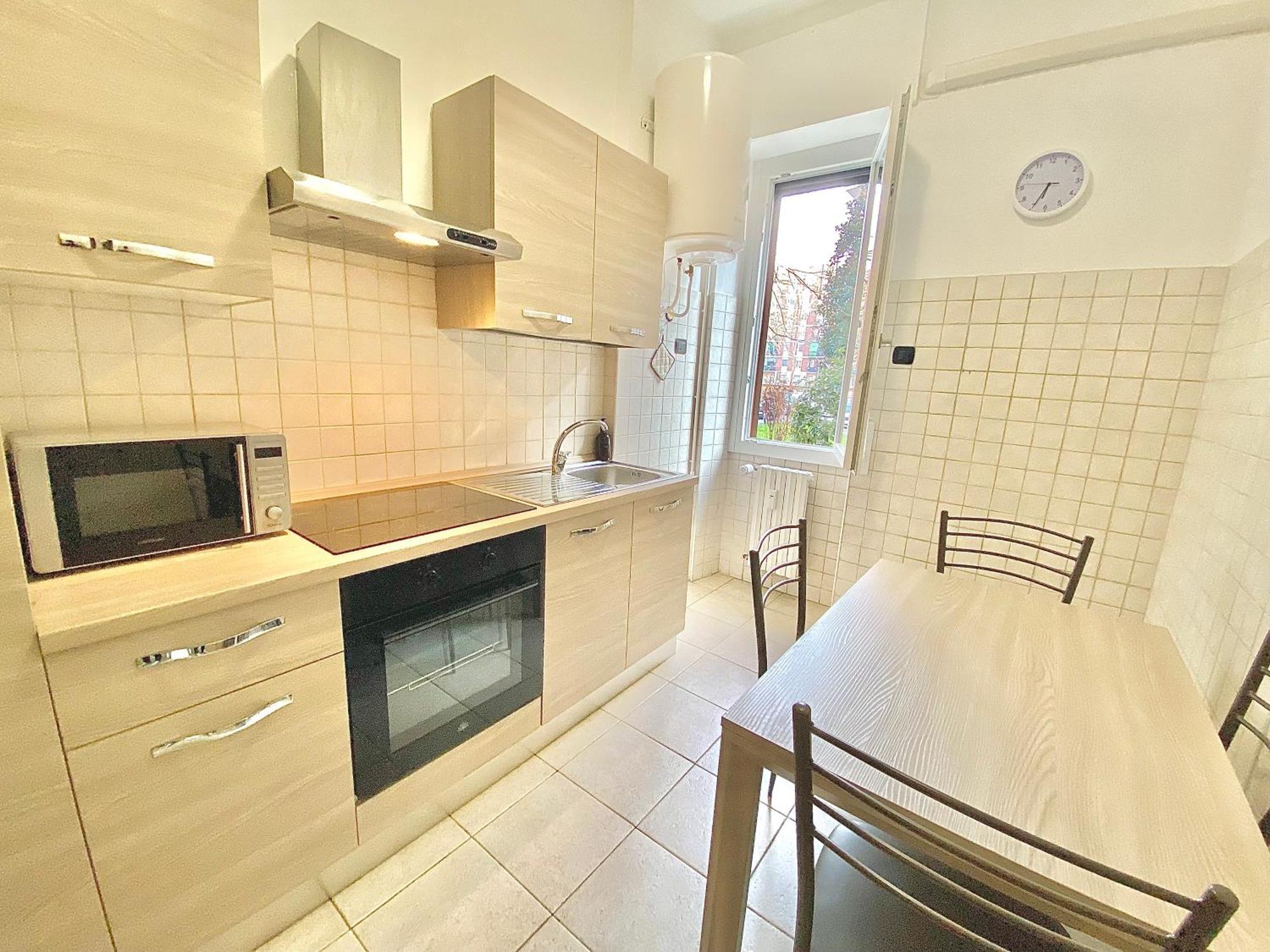 Ferienwohnung Navigli Style, Tra Metropolitana Famagosta, Comfort E Modernita Mailand Exterior foto